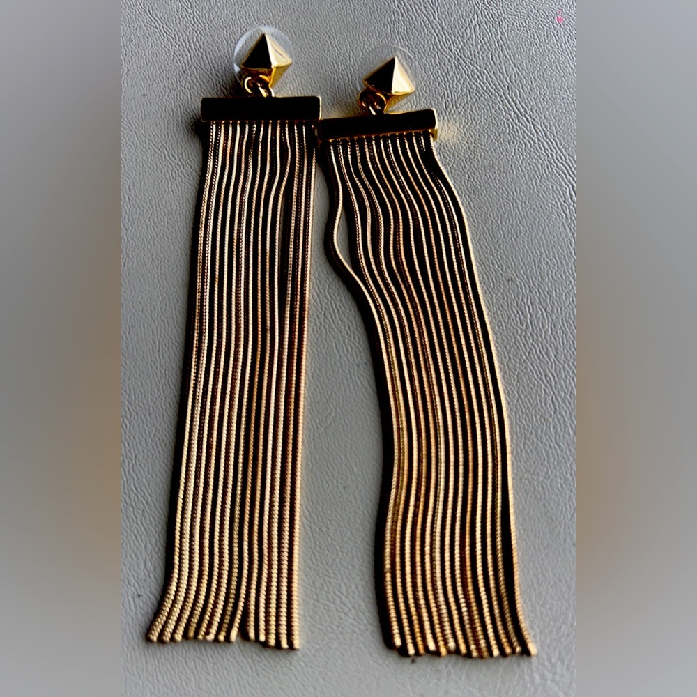 Gold dangling earrings